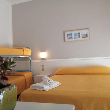 Hotel Haiti Milano Marittima Luaran gambar